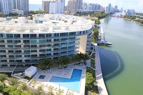 6620 Indian Creek Dr # 213, Miami Beach FL 33141