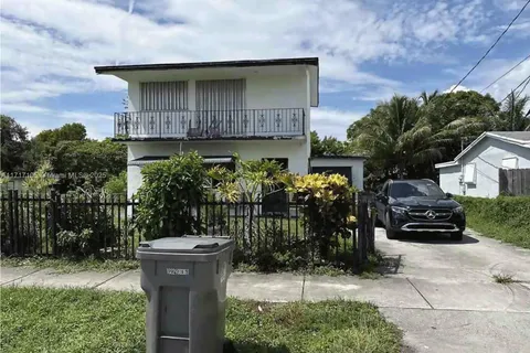 5413 SW 23rd St, West Park FL 33023