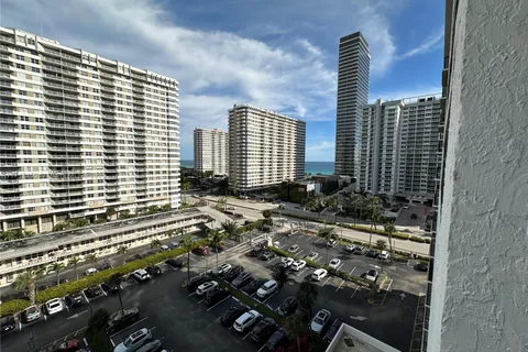 2049 S Ocean Dr # 1004, Hallandale Beach FL 33009