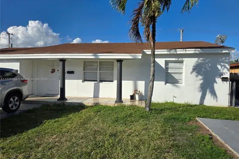 4533 NW 6th St # 4533, Miami FL 33126