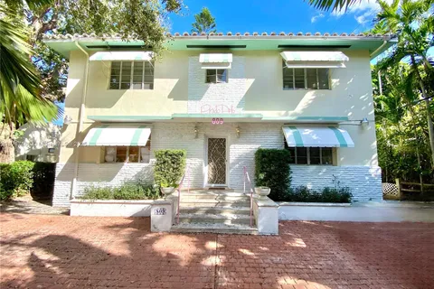 809 Ferdinand St # 3, Coral Gables FL 33134