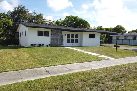 1180 NE 200th Ter, Miami FL 33179