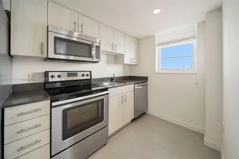 910 West Ave # 1011, Miami Beach FL 33139