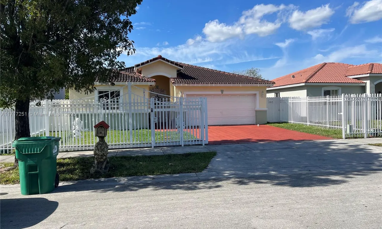 28344 SW 133rd Ave, Homestead FL 33033