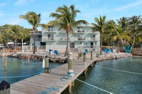 92550 Overseas Hwy # 207, Key Largo FL 33070