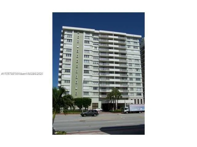 5825 Collins Ave # 11C, Miami Beach FL 33140