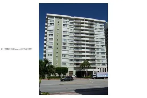 5825 Collins Ave # 11C, Miami Beach FL 33140