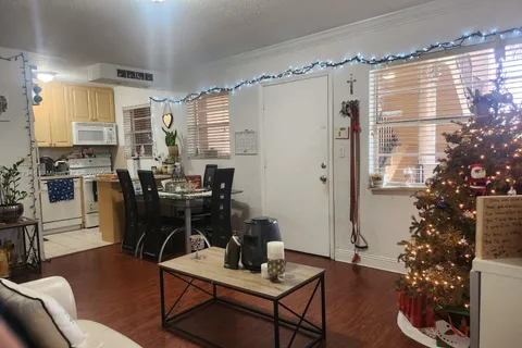 110 SE 2nd St # 210, Hallandale Beach FL 33009