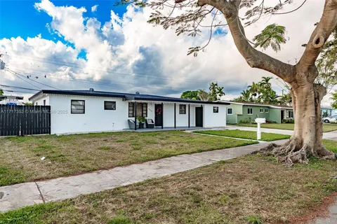 4110 SW 97th Pl, Miami FL 33165