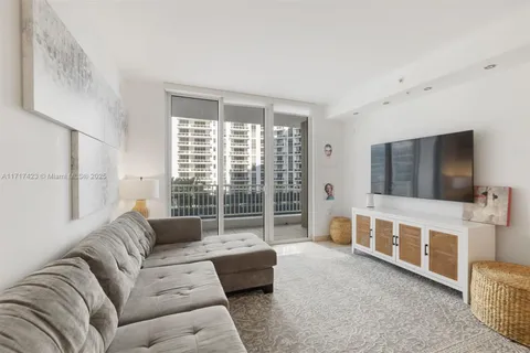 801 Brickell Key Blvd # 806, Miami FL 33131