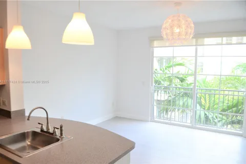 533 NE 3rd Ave # 446, Fort Lauderdale FL 33301