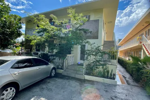 626 Meridian Ave # 9, Miami Beach FL 33139