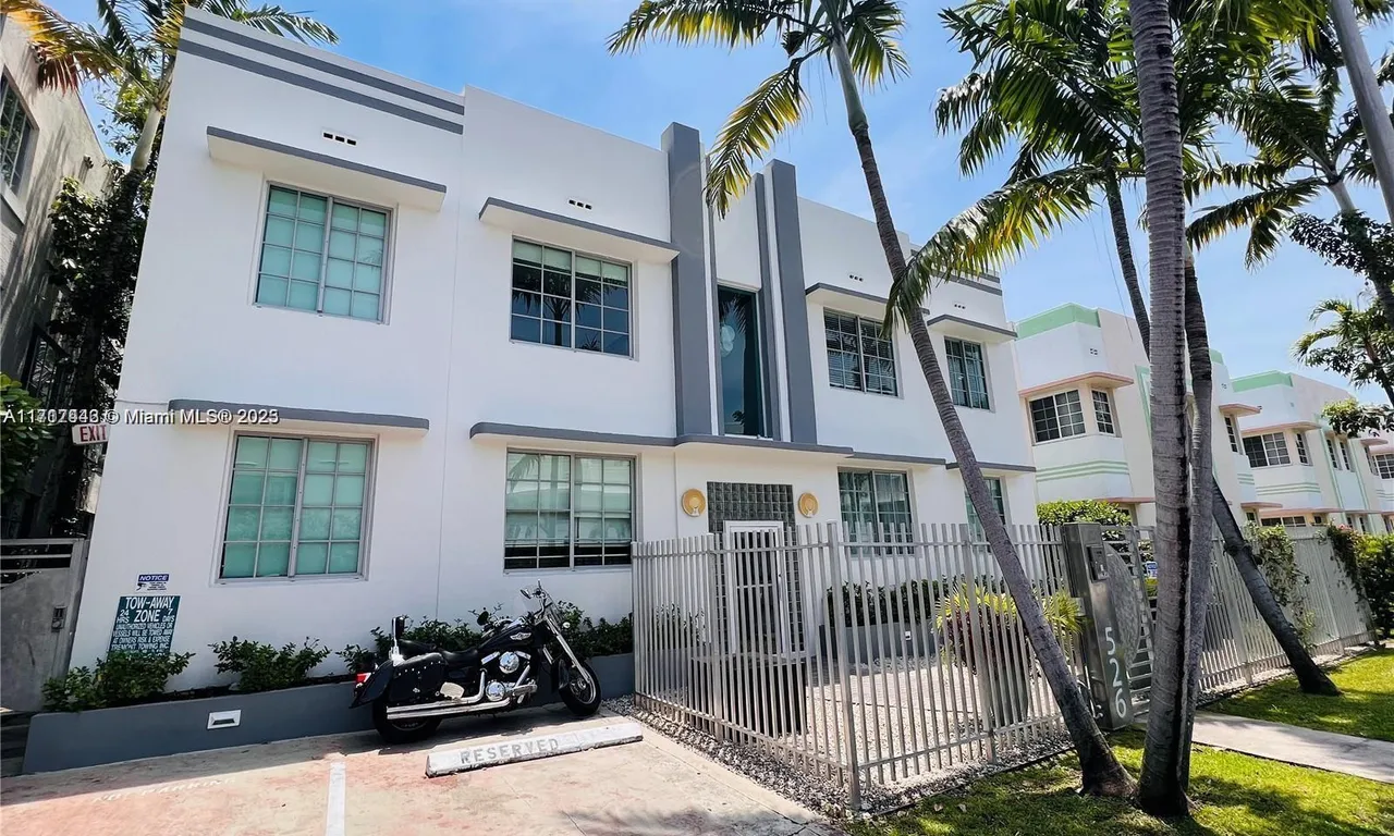 526 15th St # 15, Miami Beach FL 33139