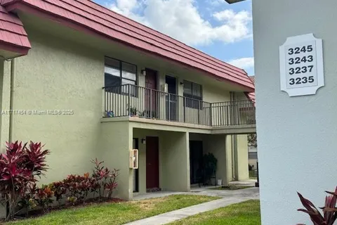 3249 NW 104th Ave # 3249, Coral Springs FL 33065