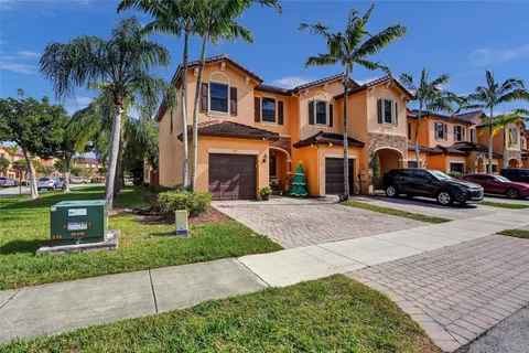 397 NE 37th Ave, Homestead FL 33033