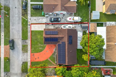 11243 SW 165th Ter, Miami FL 33157