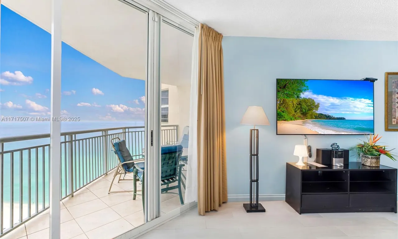 17375 Collins Ave # 2207, Sunny Isles Beach FL 33160