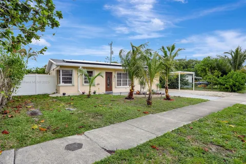 2511 NE 9th Ter, Pompano Beach FL 33064