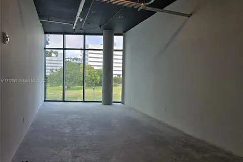 21290 Biscayne Blvd # 204, Aventura FL 33180