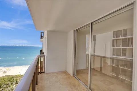 6039 Collins Ave # 1403, Miami Beach FL 33140