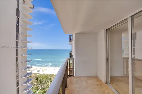 6039 Collins Ave # 1403, Miami Beach FL 33140