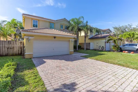 24446 SW 108th Pl, Homestead FL 33032