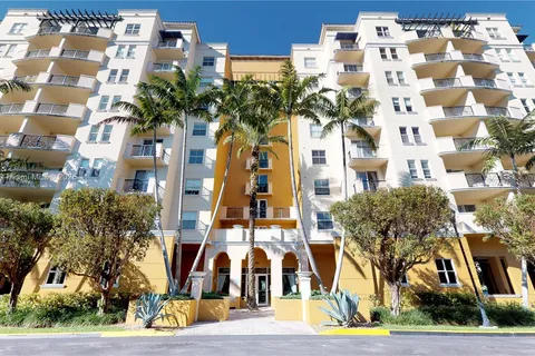 9021 SW 94 # 604, Kendall FL 33176