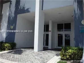 2600 SW 27th Ave # 1002, Miami FL 33133