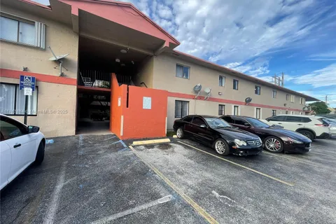 6215 W 22nd Ct # 25, Hialeah FL 33016