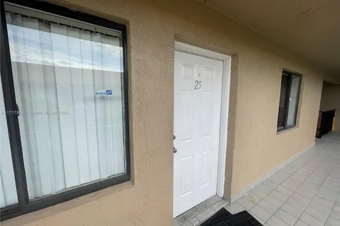 6215 W 22nd Ct # 25, Hialeah FL 33016