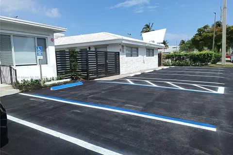 505 SE 18th St, Fort Lauderdale FL 33316