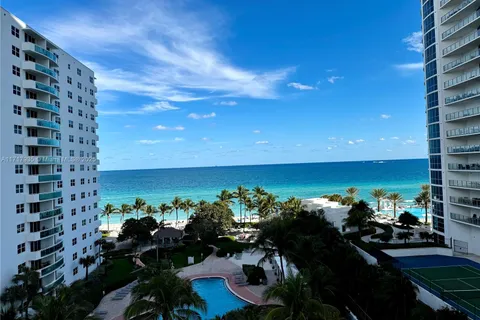 3001 S Ocean Dr # 827, Hollywood FL 33019