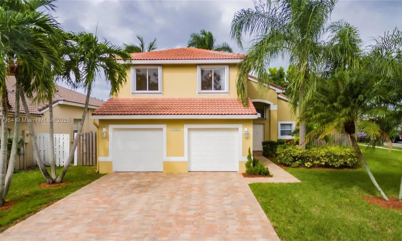 19009 NW 23rd St, Pembroke Pines FL 33029