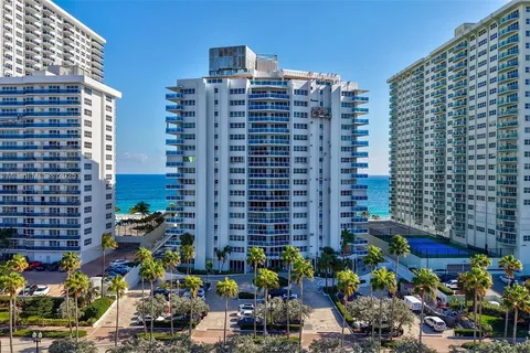 3430 Galt Ocean Dr # 105, Fort Lauderdale FL 33308