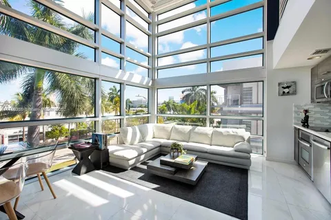 421 Meridian Ave # 15, Miami Beach FL 33139