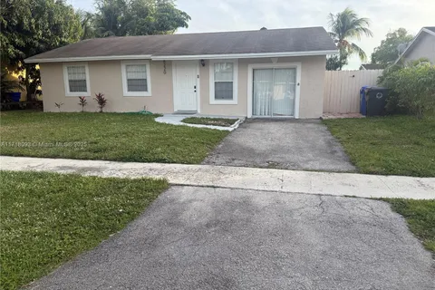 8220 SW 6th Ct # 0, North Lauderdale FL 33068