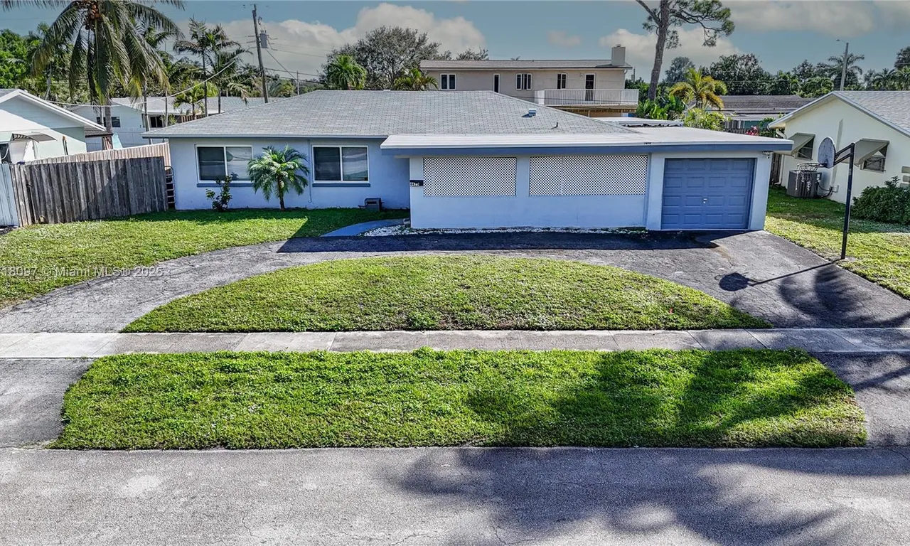 4410 NW 10th St, Coconut Creek FL 33066