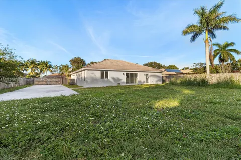 18972 SW 307th St, Homestead FL 33030