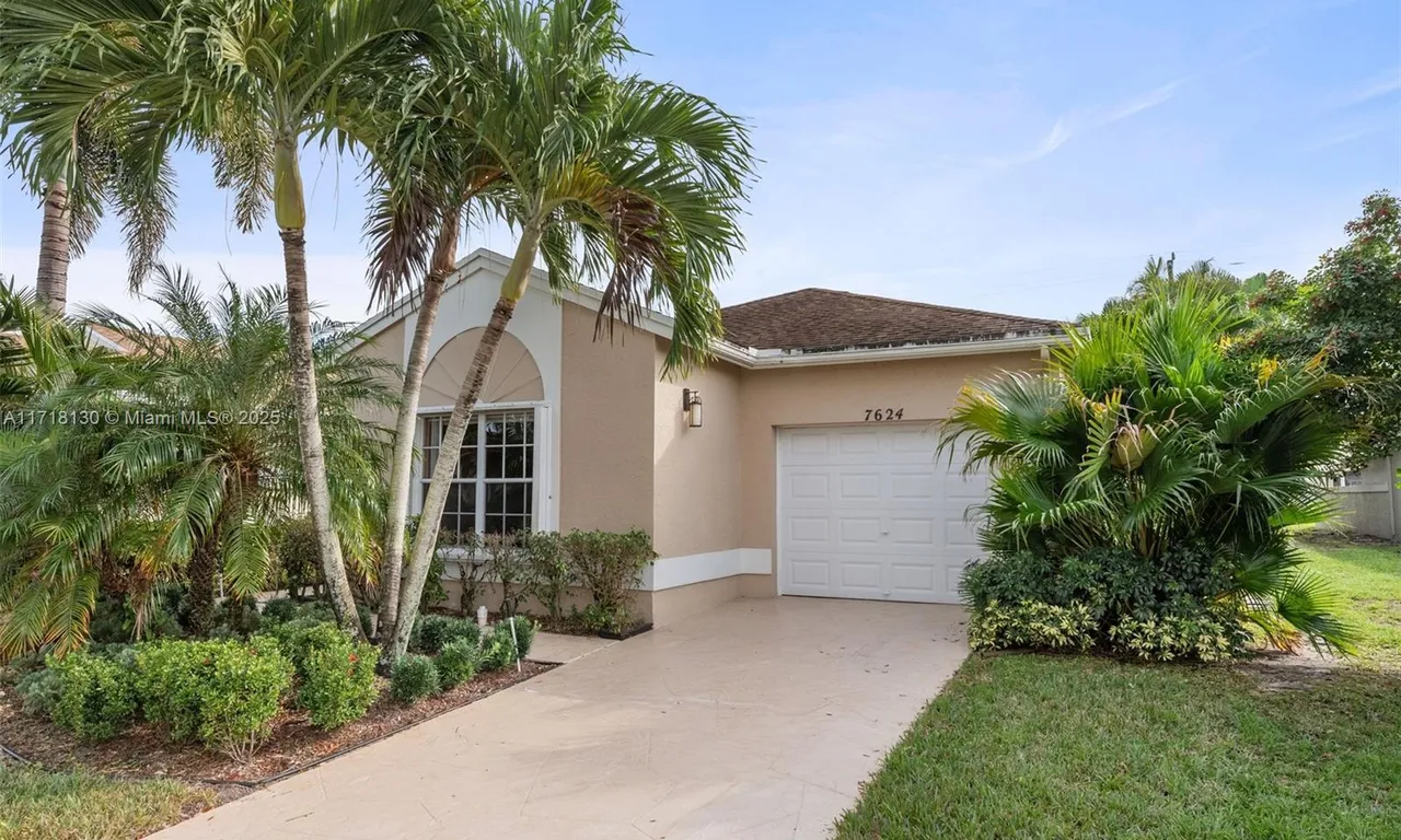 7624 Mansfield Hollow Rd, Delray Beach FL 33446