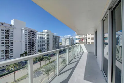 5701 Collins Ave # 915, Miami Beach FL 33140