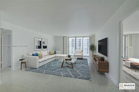 5701 Collins Ave # 915, Miami Beach FL 33140