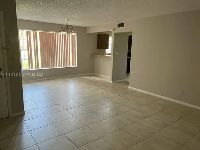 4220 NW 21st St # 211, Lauderhill FL 33313