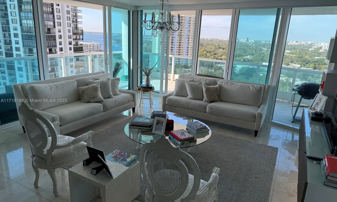 2127 Brickell Ave # 2205, Miami FL 33129