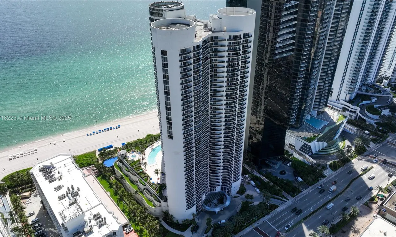 17201 Collins Ave # 706, Sunny Isles Beach FL 33160