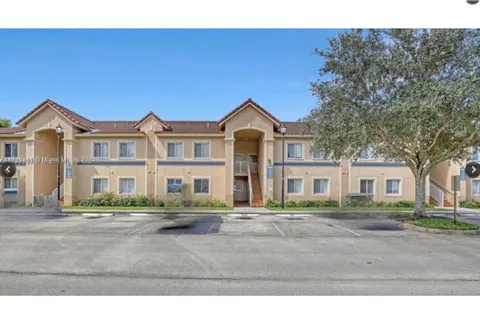 1091 Golden Lakes Blvd # 414, West Palm Beach FL 33411