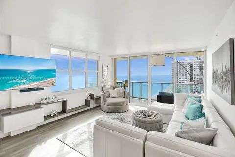 2501 S Ocean Dr # 1211, Hollywood FL 33019