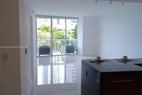 495 SE Brickell Ave # 509, Miami FL 33131