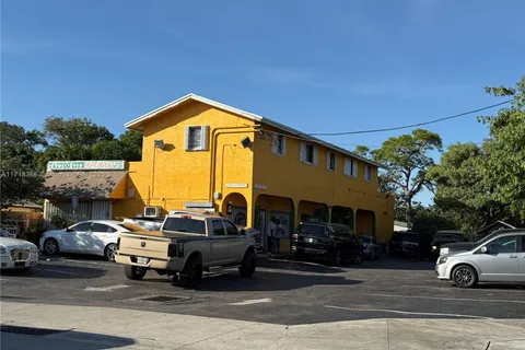 2001-2007 NW 21st Ave, Fort Lauderdale FL 33311