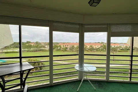 23099 Barwood Ln # 402, Boca Raton FL 33428