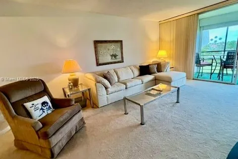 23099 Barwood Ln # 402, Boca Raton FL 33428